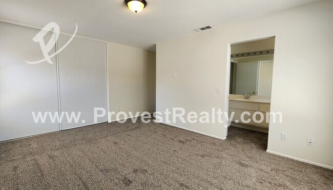 Building Photo - 14471 Queen Valley Rd