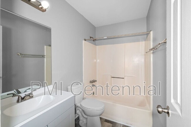 Building Photo - 5569 Everglades Trail