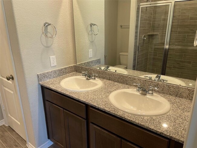 Building Photo - 903 Redinger Ridge Dr