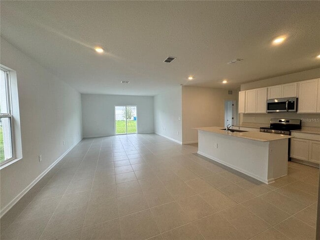 Building Photo - 3566 Kimbrough Dr