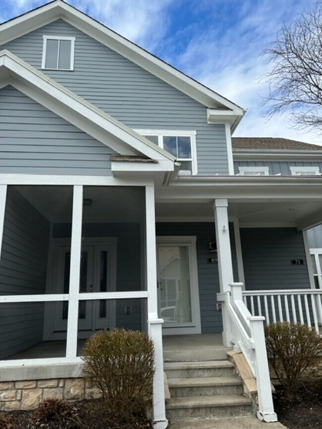 Building Photo - 2 Bed 2.5 Bath Condo in Downtown Powell Available for Pre-Lease!