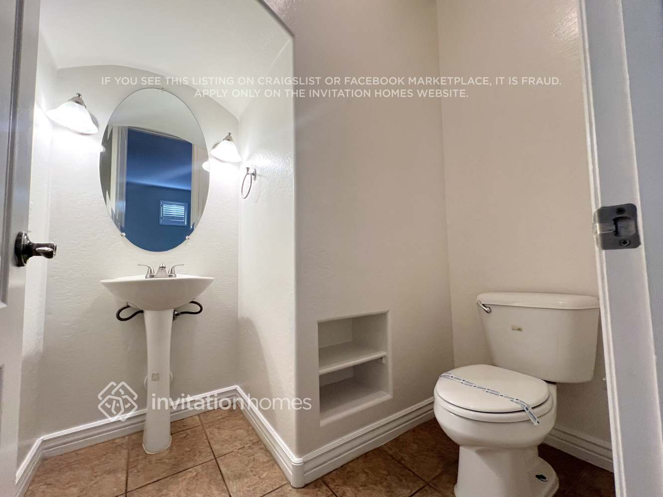 Building Photo - 254 S Aaron