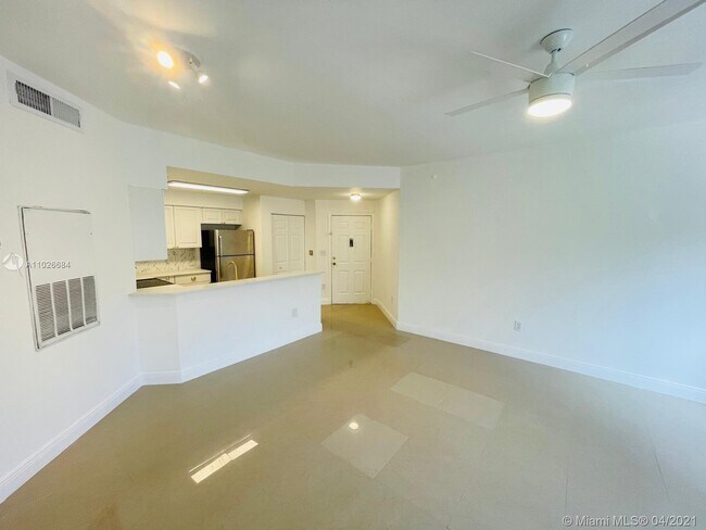 Building Photo - 2445 SW 18th Terrace