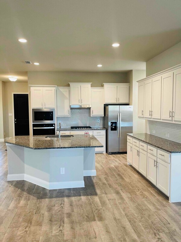 Building Photo - 4740 Dewy Rose Ln