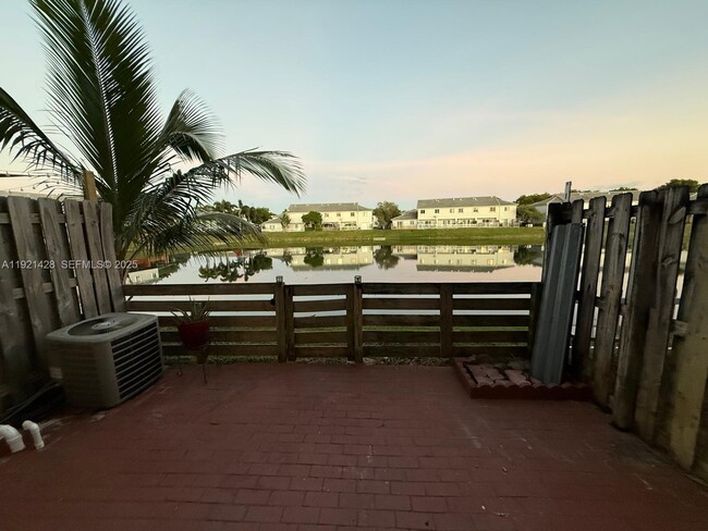 Building Photo - 14111 SW 121st Pl