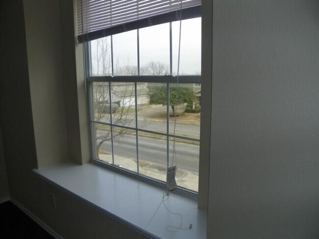 Building Photo - 13704 Harris Ridge Blvd