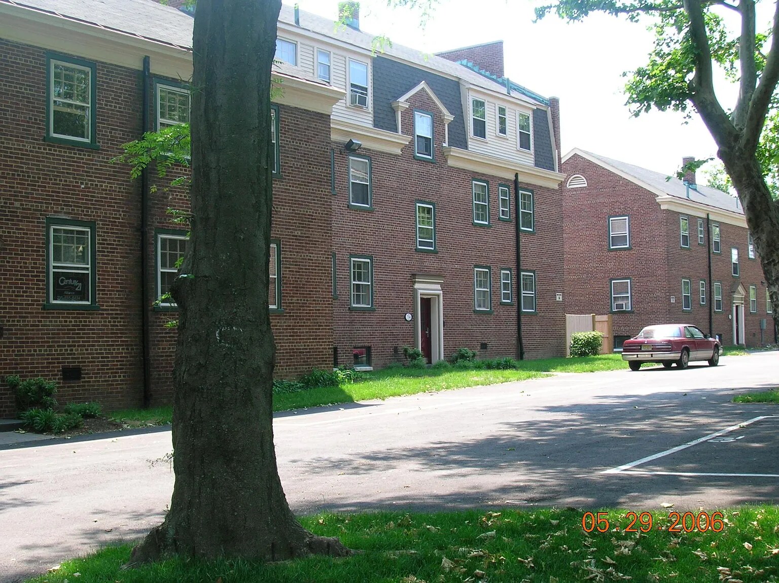 Building Photo - 734 North Ter