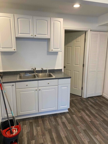 Building Photo - 26 Lawson Ave