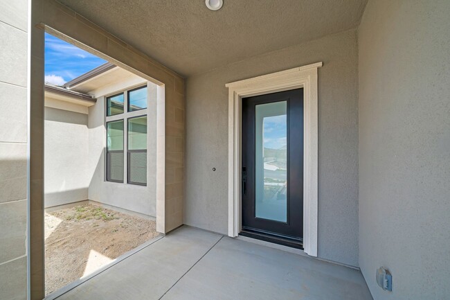 Building Photo - 30000 N Camino los Robles