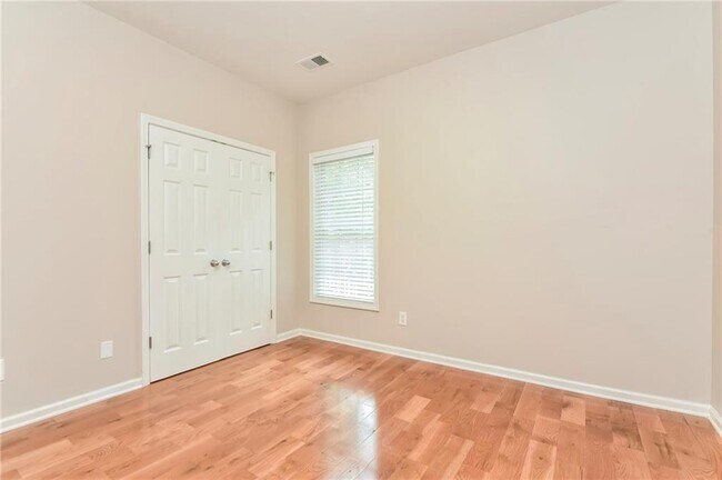 Building Photo - 4318 Welbron Dr