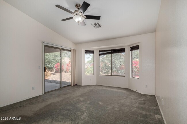 Building Photo - 1642 E Desert Ln