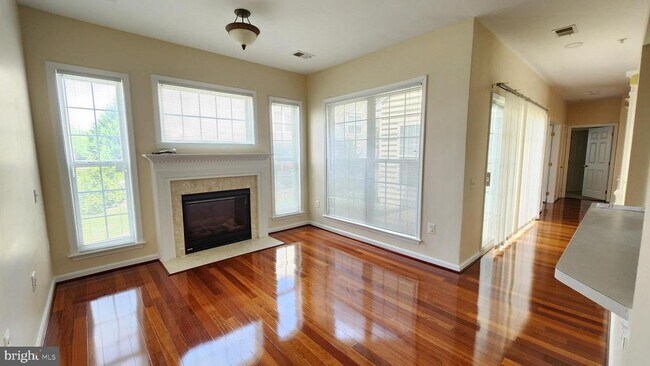 Building Photo - 6333 Eagle Ridge Ln