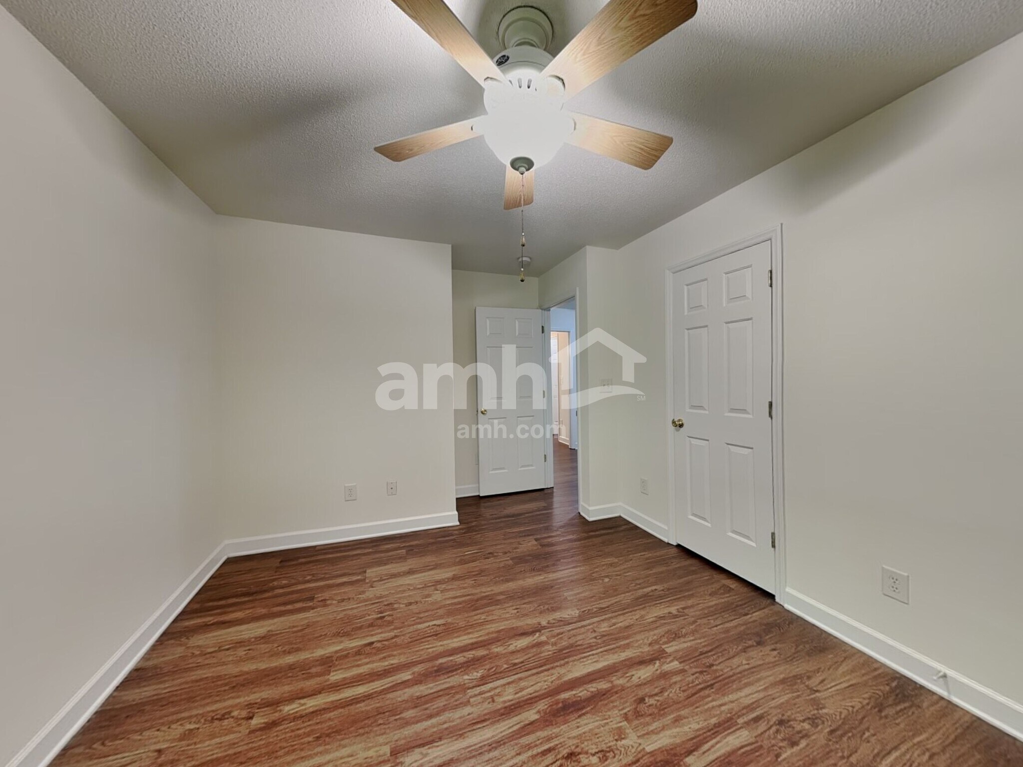 Building Photo - 1629 Hawkcrest Ln