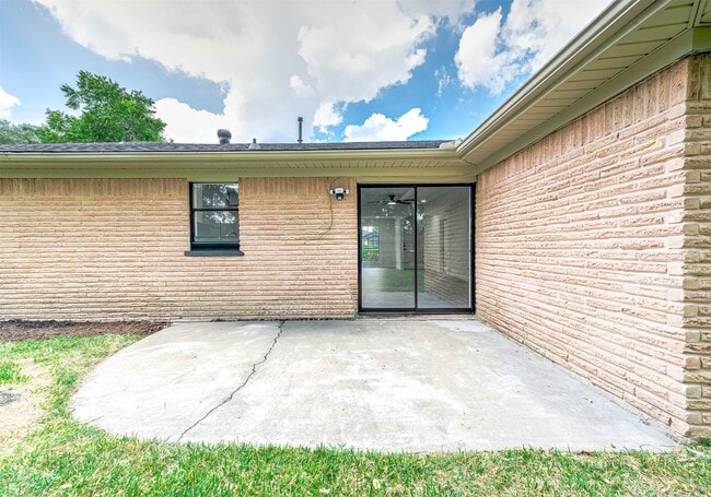 Building Photo - 7607 Grape St