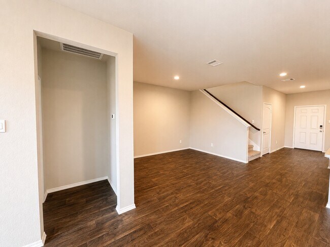 Building Photo - 21460 Rustic Elm Dr