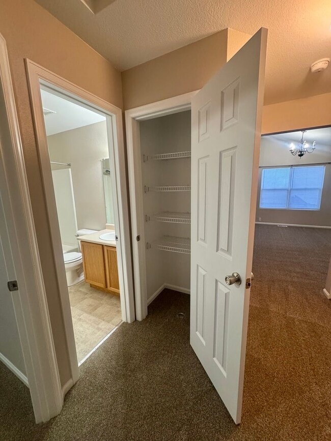 Building Photo - 3 Bedroom Home in Peyton