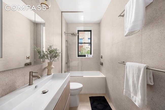 Building Photo - 53 W 85th St