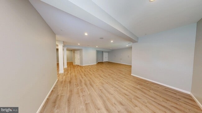 Building Photo - 2604 Brooke Grove Rd
