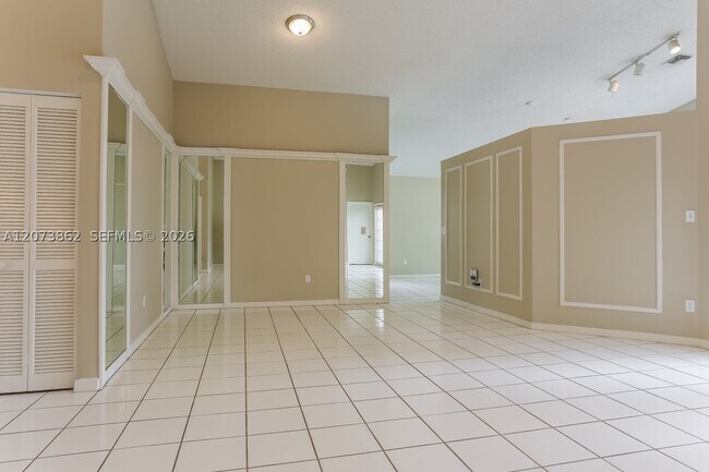Building Photo - 576 NW 48th Ave