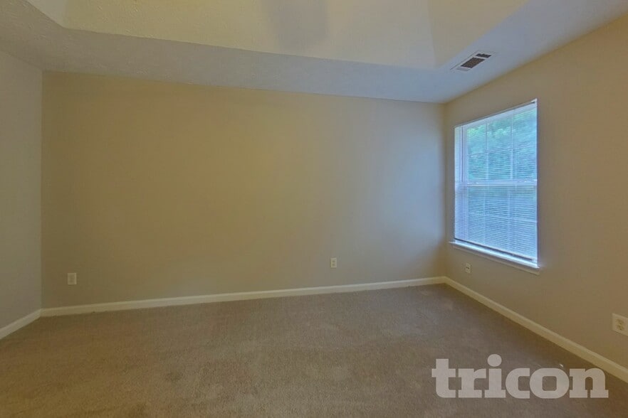Building Photo - 741 Georgetown Ln