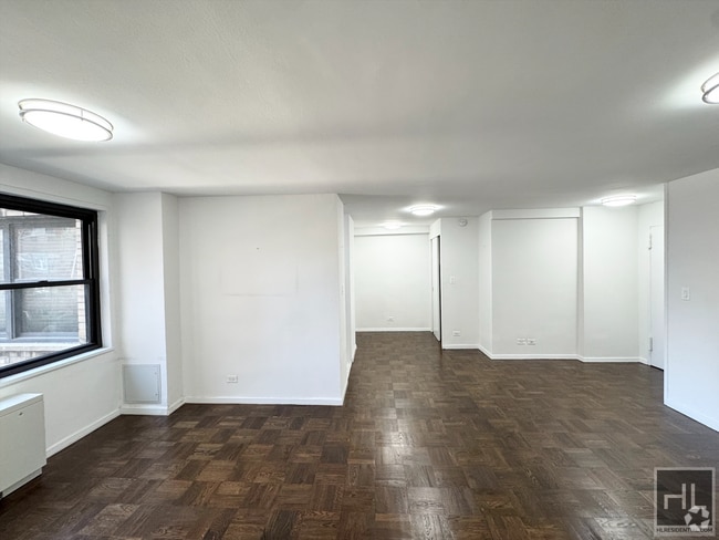 Building Photo - 96-95 5th Ave