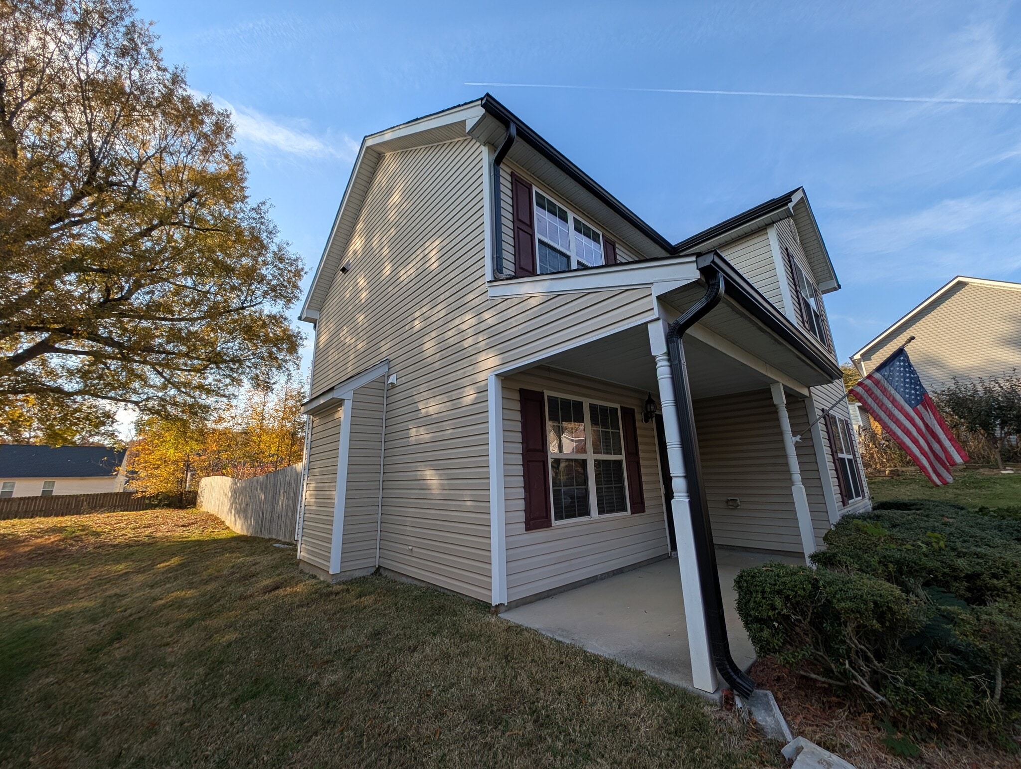 Building Photo - 2613 Zola Dr