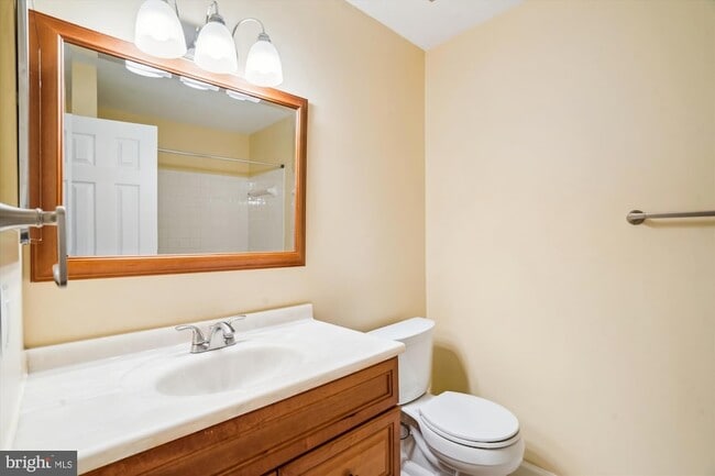 Building Photo - 2970 Schubert Dr