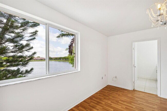 Building Photo - 16502 SW 68th Terrace