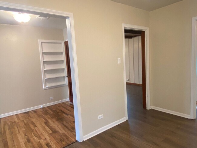 Building Photo - REFRESHED 2 BEDROOM, 1 BATH BELTON ISD