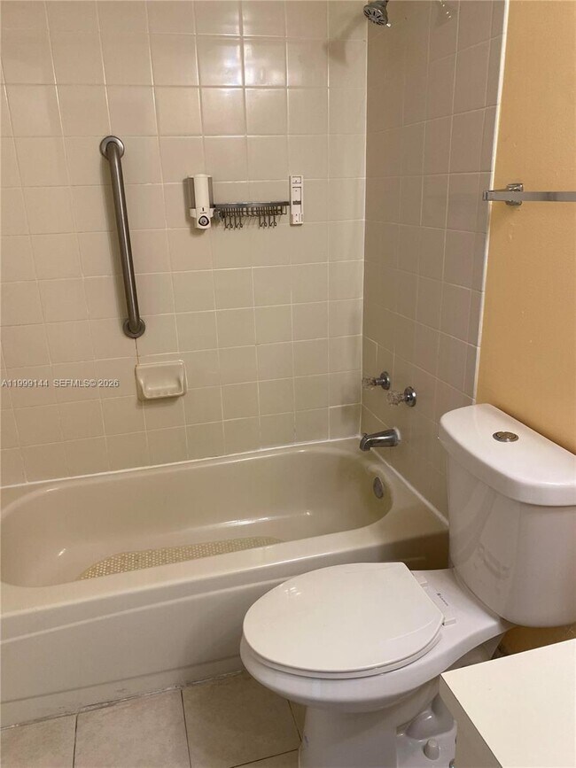 Building Photo - 8500 SW 212th St