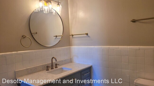 Building Photo - 2 br, 1 bath House - 6871 Wallace Lane B