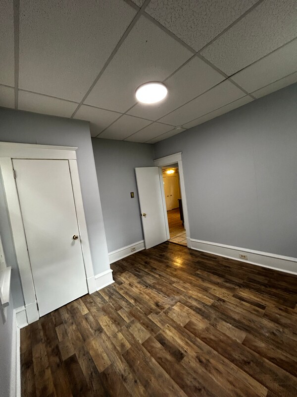Building Photo - 717 Mercer Ave