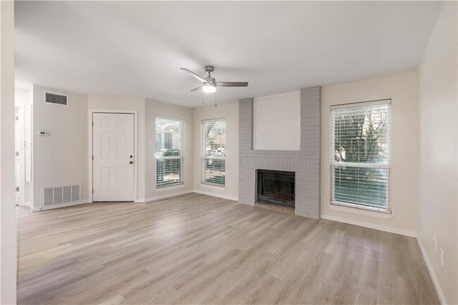Building Photo - 10616 Mellow Meadow Dr