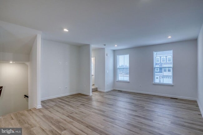 Building Photo - 345 Andrew Ct