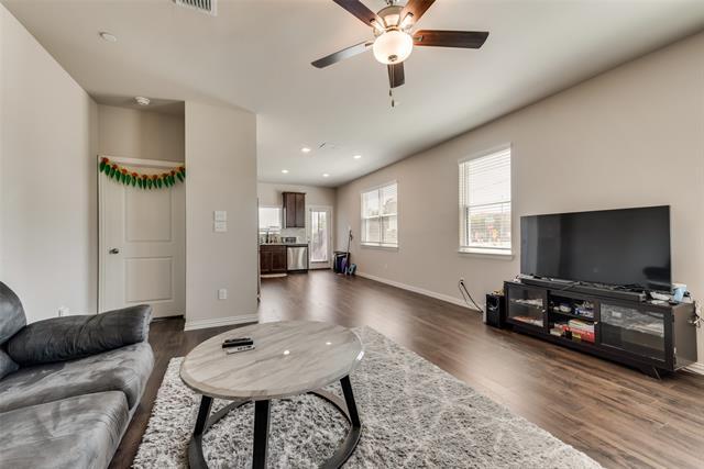 Building Photo - 1115 Bowie Dr
