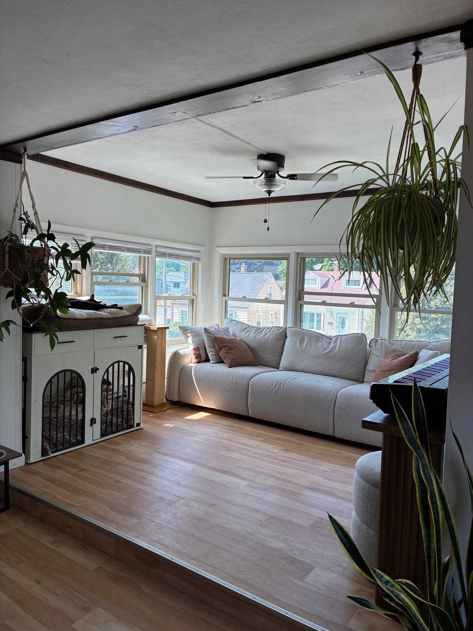 Sunroom - 8903 W Orchard St