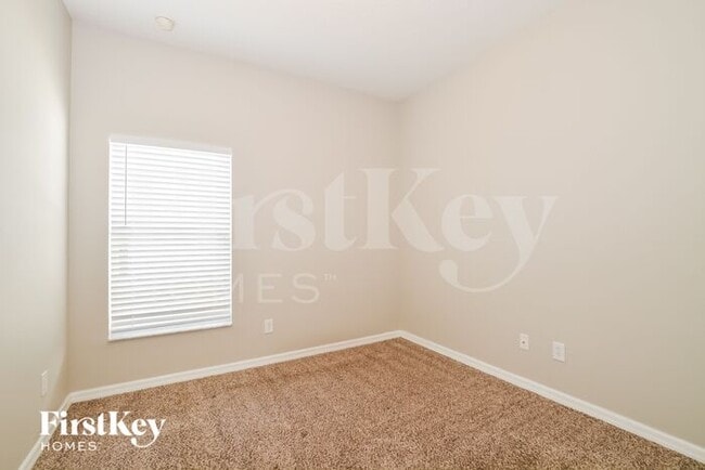 Building Photo - 1242 Longville Cir