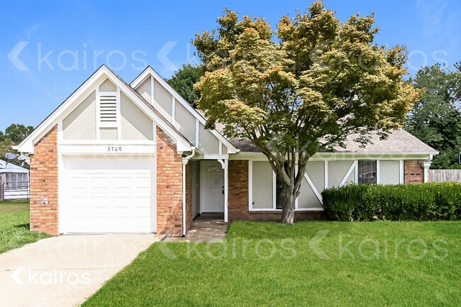 Building Photo - 3780 Carroll Dr
