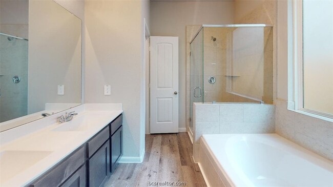 Building Photo - 5789 Cerrillos Dr