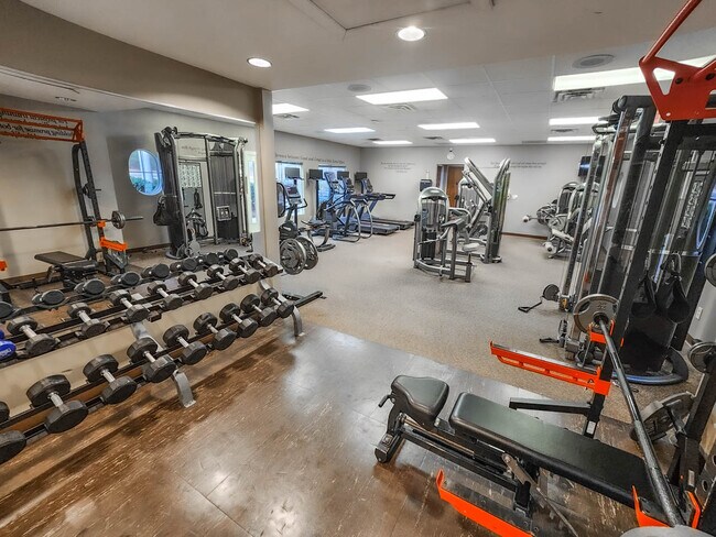 Building Photo - 909 Danley Ln