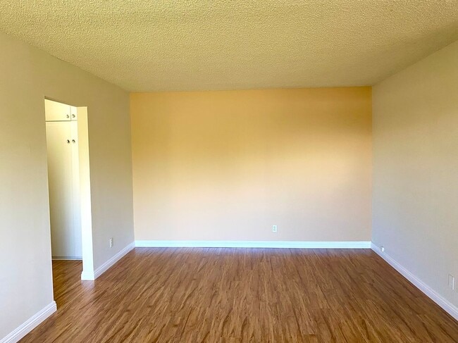 Building Photo - 5444 Sepulveda Blvd