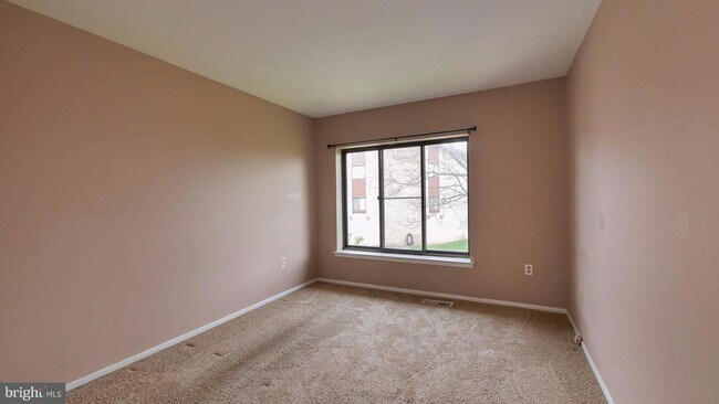Building Photo - 1115 Stonybrook Dr
