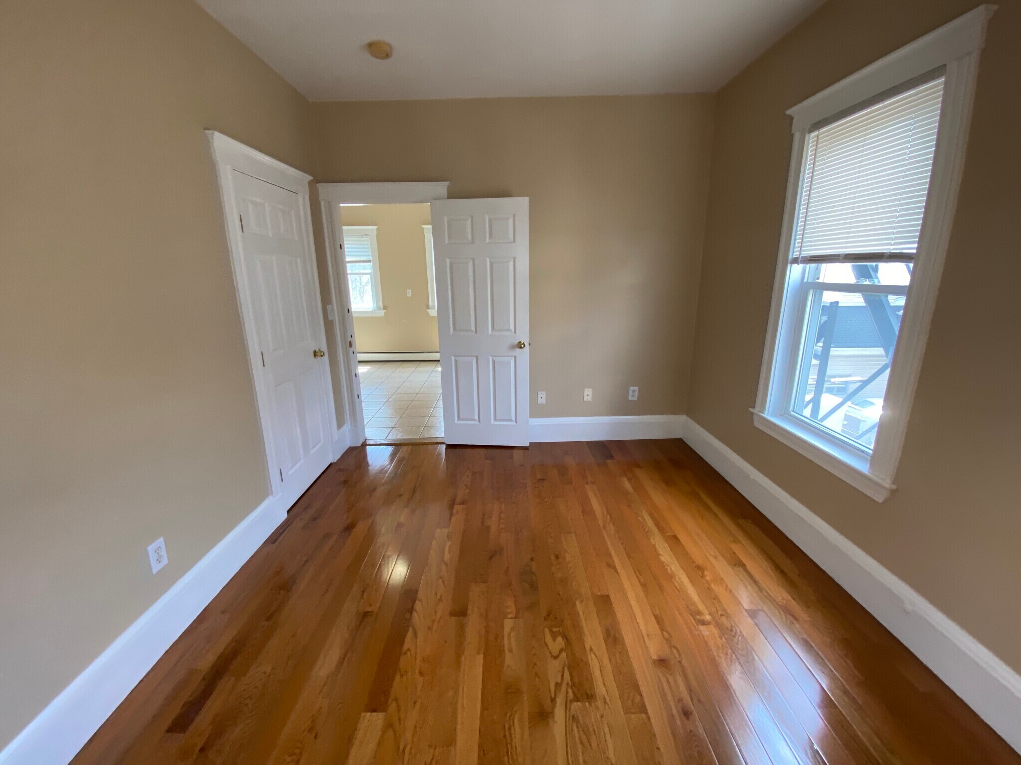 Building Photo - 106 Glenwood Rd