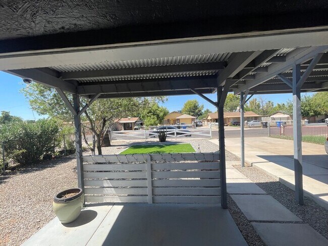 Building Photo - Great Home in Arcadia Light - Price Reduced