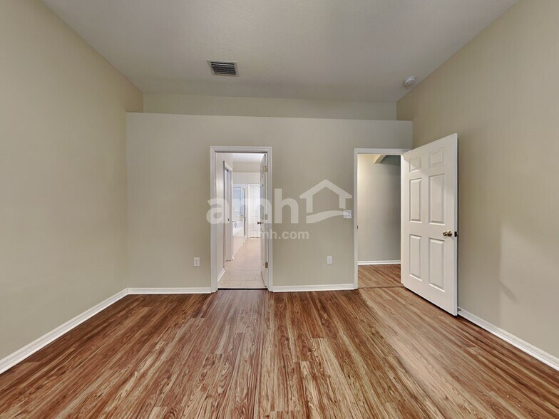 Building Photo - 17004 Falconridge Rd