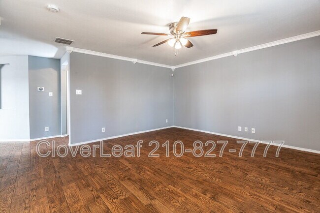 Building Photo - 5818 Sherbrooke Oak