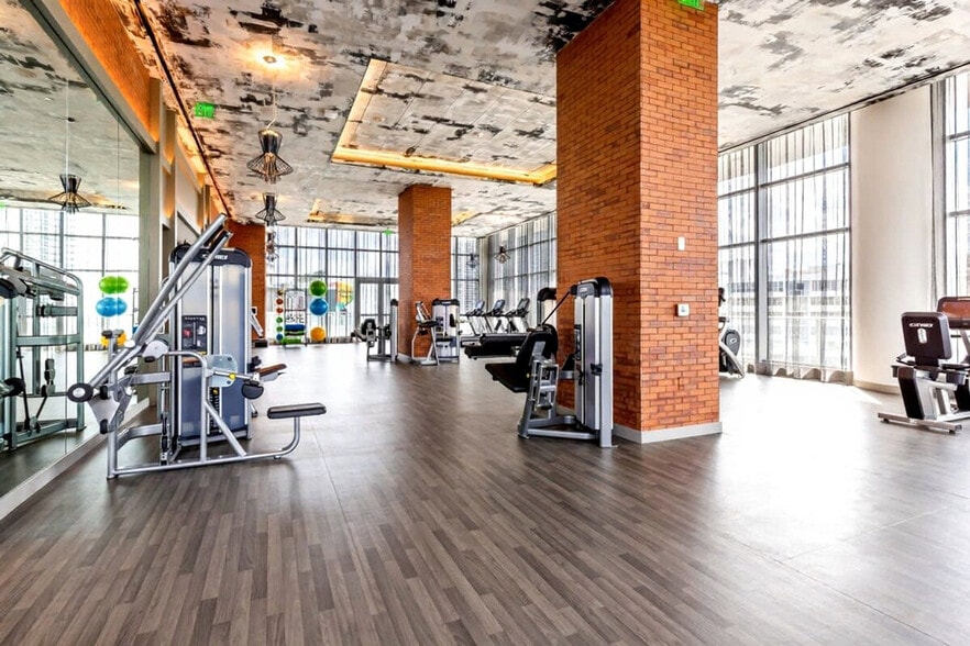 Building Photo - 4112 Jimmy Buffett Mem Hwy