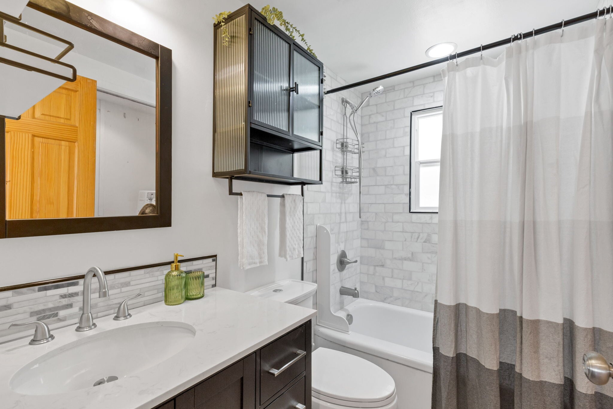 Building Photo - 940 Quitman St