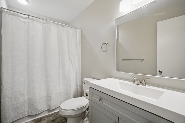 Building Photo - 5009 Ashforth Ct