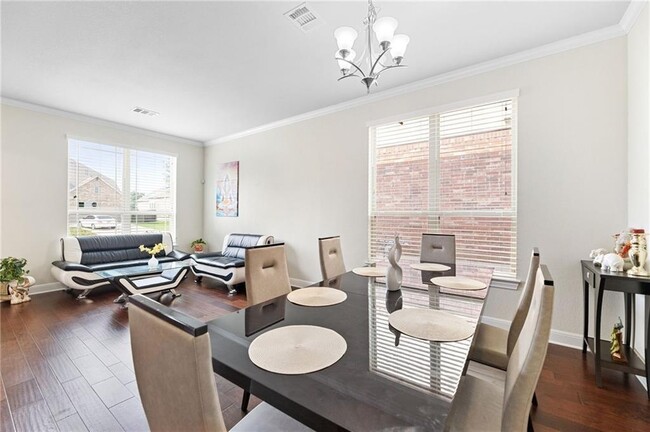 Building Photo - 3804 Carya Dr